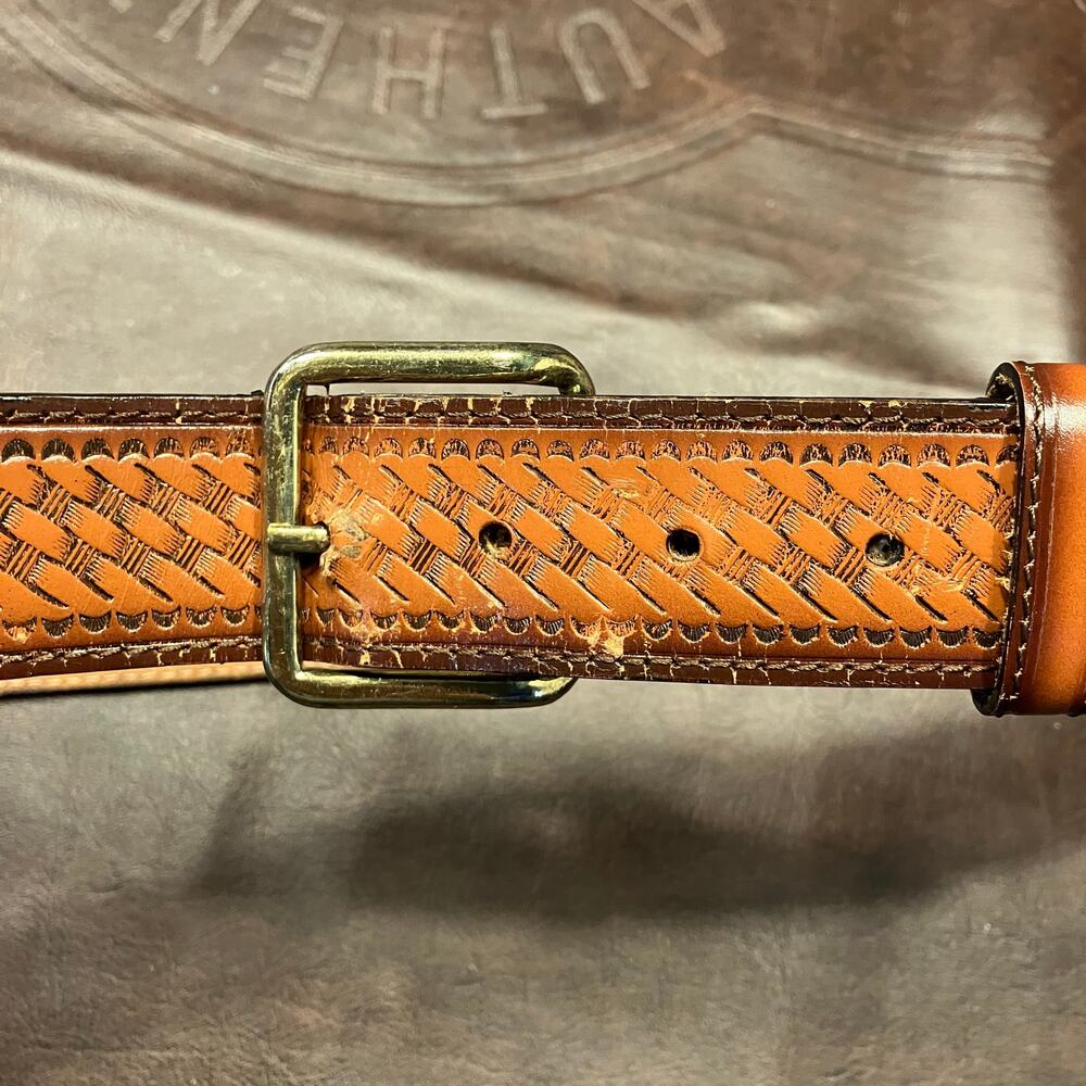 Vintage Cowhide Leather Braided Belt Size 50 1.5in‎ width